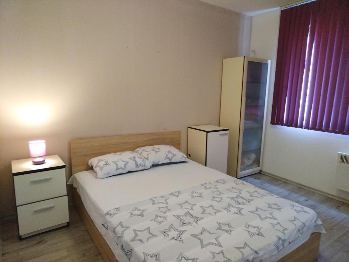Cosy Central Apartment Warna Zewnętrze zdjęcie